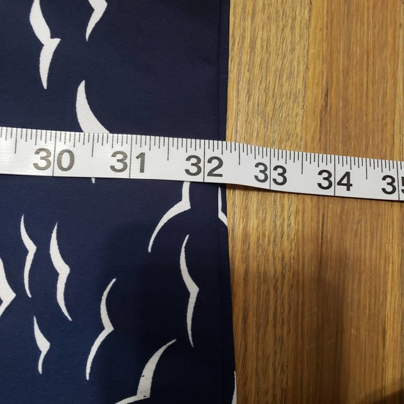 BCBGeneration Balloon Sleeve Bird Dress Size 4 - Picture 12 of 12